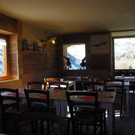 Отель Rifugio Maraman