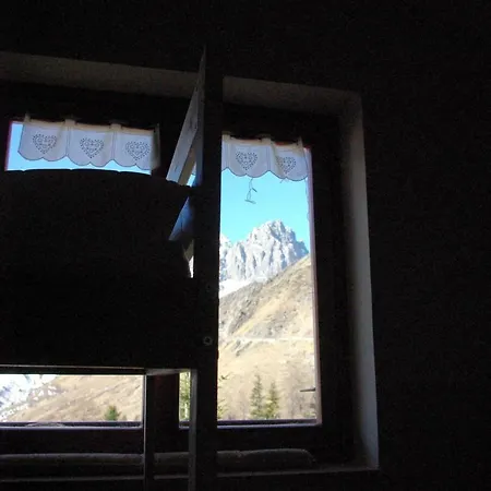 Отель Rifugio Maraman